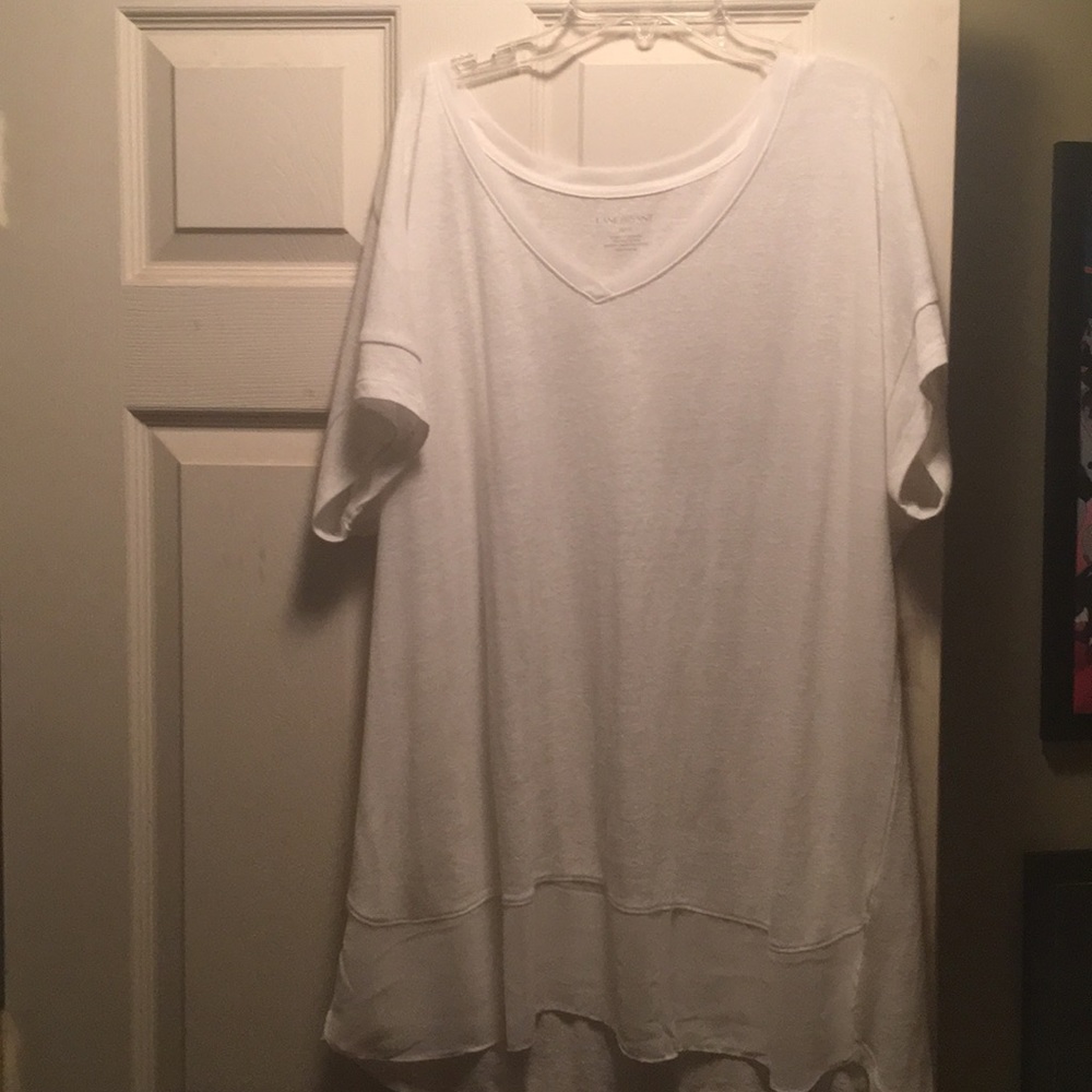 White Lane Bryant tee shirt w/silky accents sz 18
